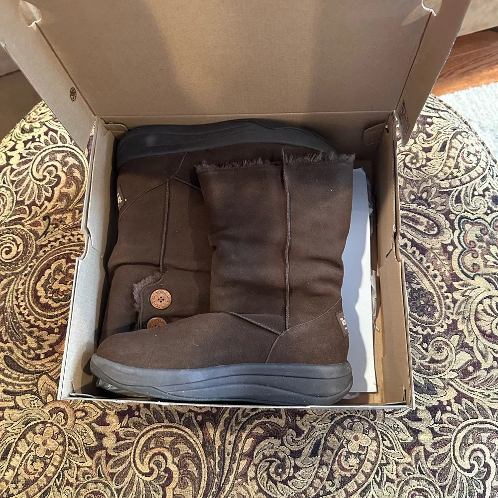 Skechers Brown Tone-Ups Boots